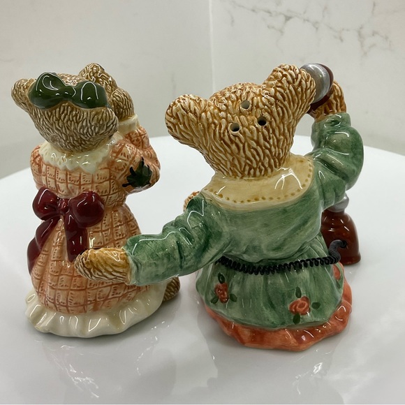 BEARWARE POTTERY SALT and Pepper Shakers, Boyds Bears Edition 2E Numbered - Picture 4 of 13